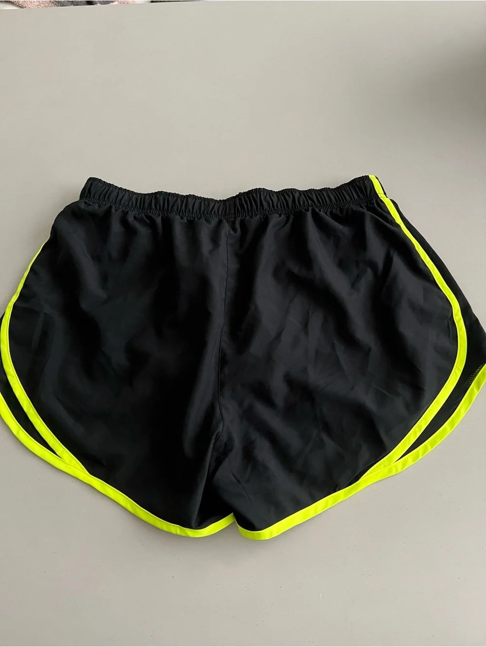 Nike Womens Black Yellow Dri Fit Pull On Activewear Athletic Shorts Size Large